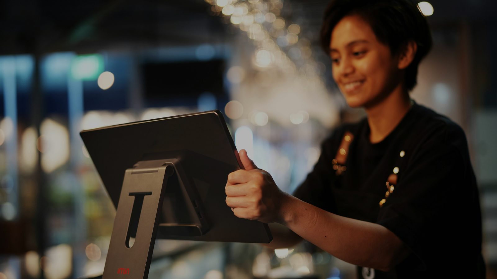 Alinhamento de Metas: BSC e SWOT para Bares e Restaurantes no Food Service