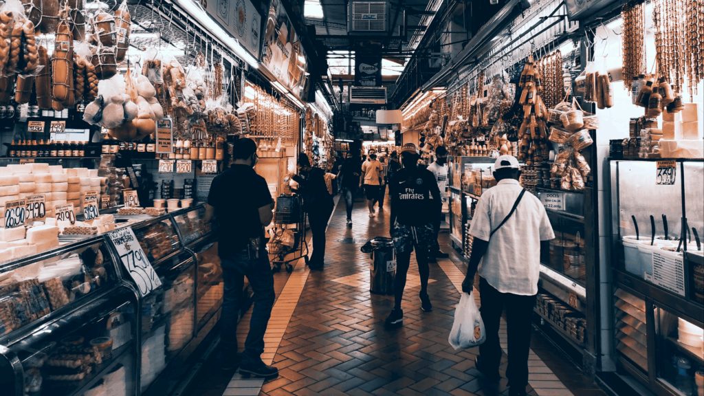 Produtos Artesanais ou Industriais no Food Service: Como Decidir o Melhor para Seu Negócio