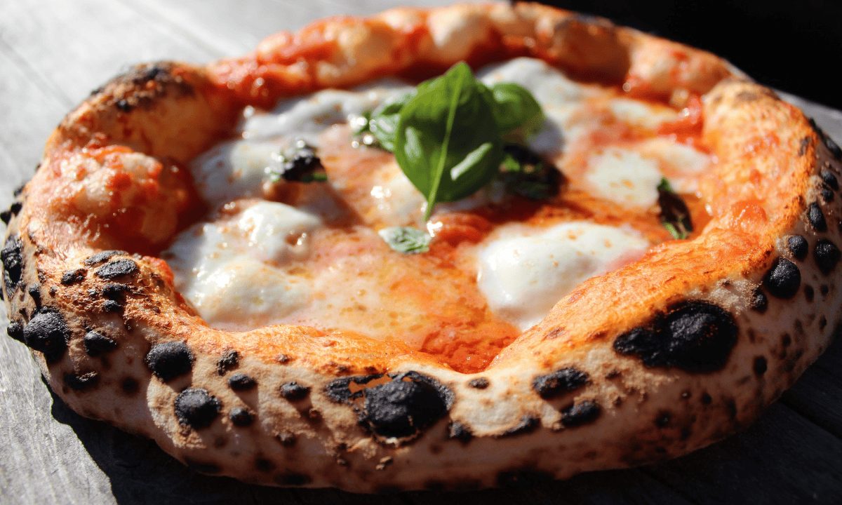 Pizzarias Brasileiras Brilham no Ranking Global: São Paulo Conquista 11ª Posição e Pizzaiolo Brasileiro é Destaque
