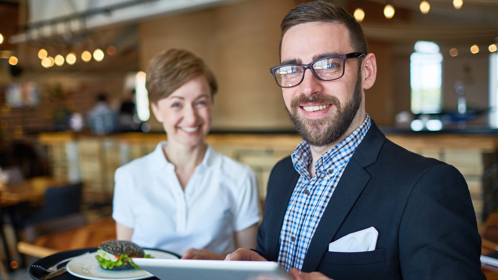 Marketing para Restaurantes: 5 Estratégias Essenciais para o Sucesso no Food Service