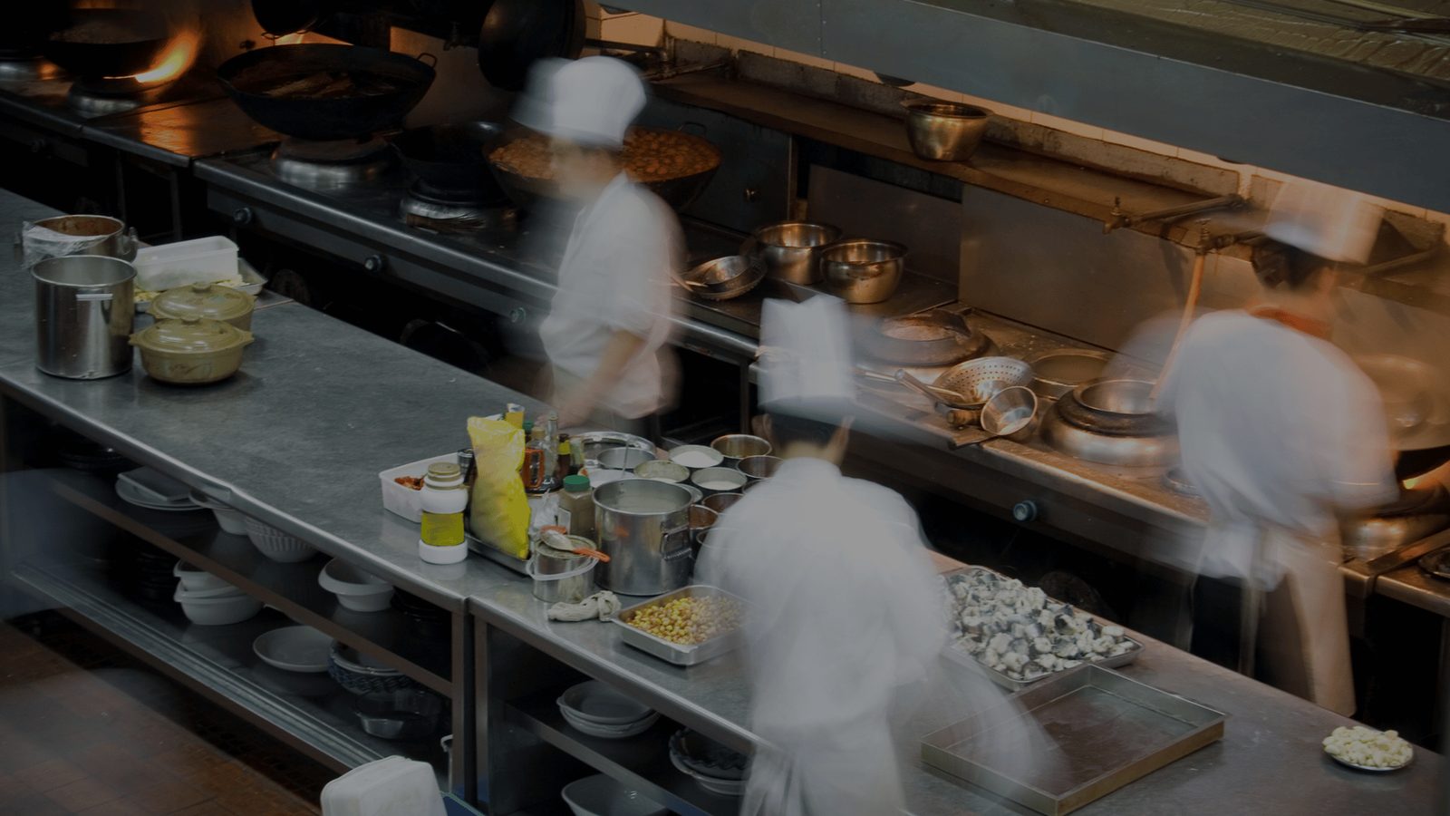 O Desserviço dos Reality Shows de Cozinha: Quando a Gritaria Vira Entretenimento