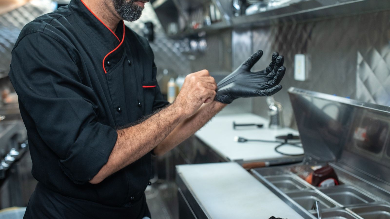 A Vigilância Sanitária está mudando a forma de fiscalizar. E o seu restaurante?